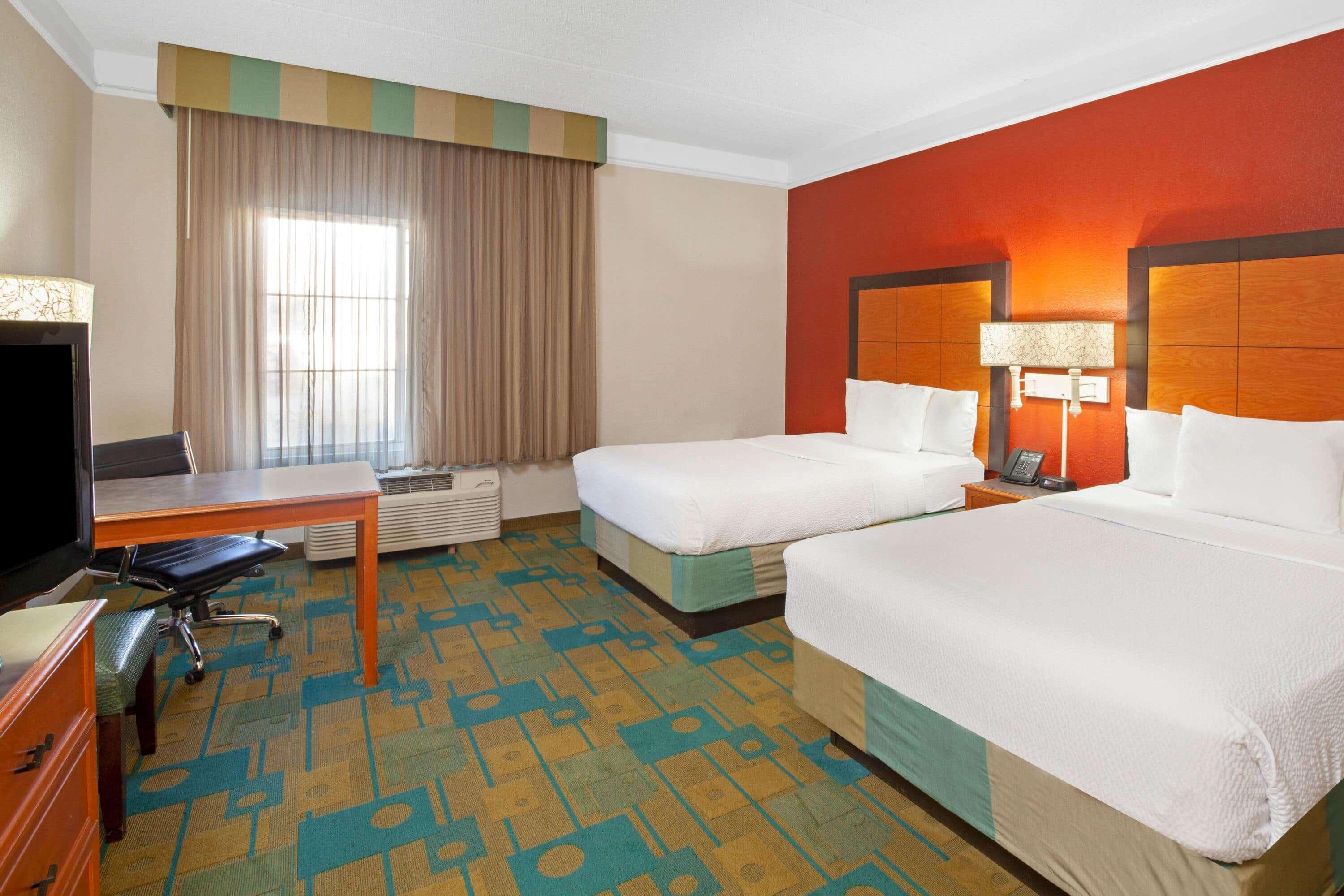La Quinta By Wyndham Houston Galleria Area Exterior photo